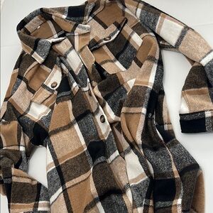 XL Long Plaid Button-Up Shirt Jacket